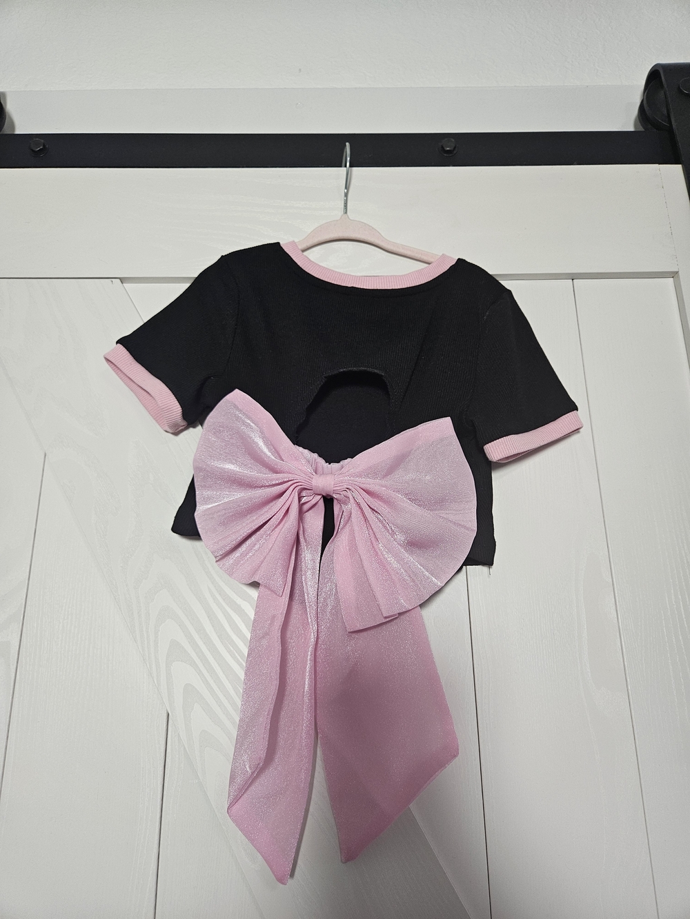 SHEIN Black Crop Top with Pink Trim & Oversized Pink Bow Back